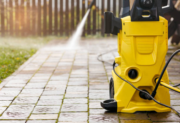 Pre-Holiday Cleaning in Rexland Acres, CA